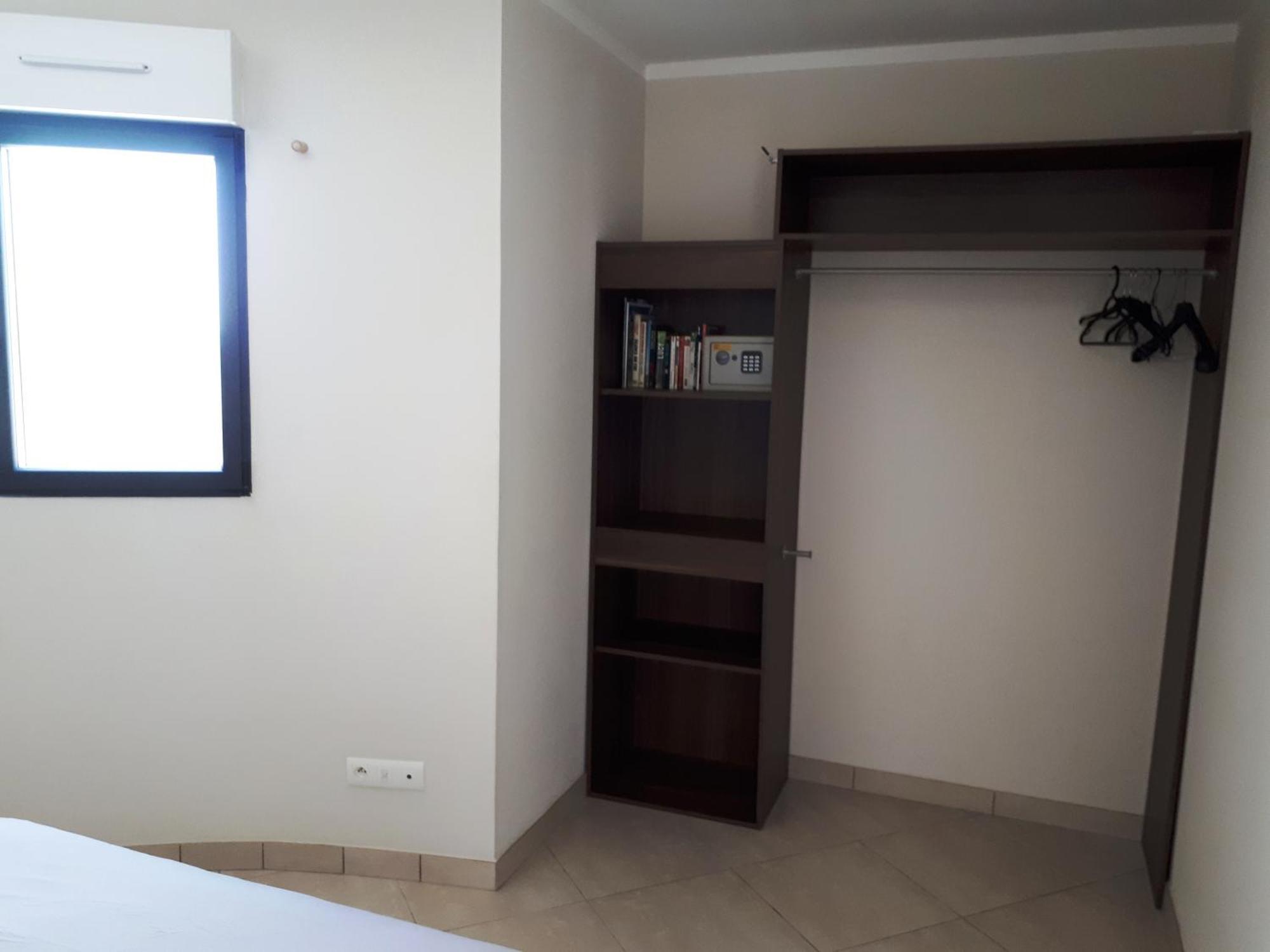 Appartement Vue Sur Mer Santa-Maria-di-Lota ภายนอก รูปภาพ